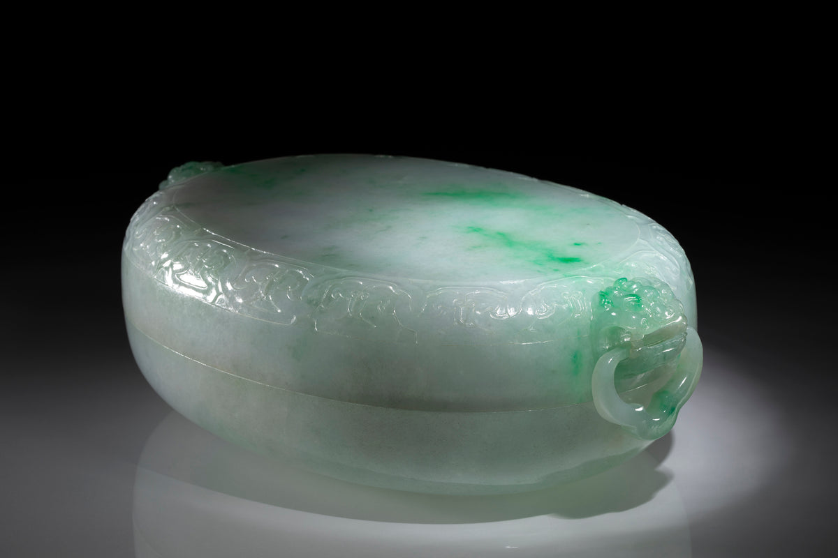 Lion Holding Ring Jade Box